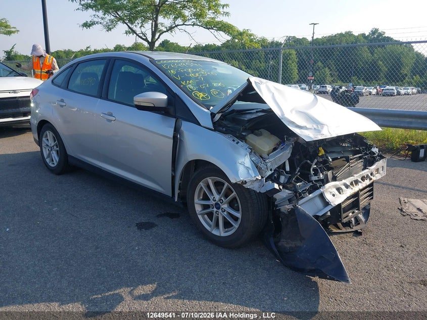 Vin: 1fadp3f22gl400390, lot: 3051111, ford focus se 2016 img_1