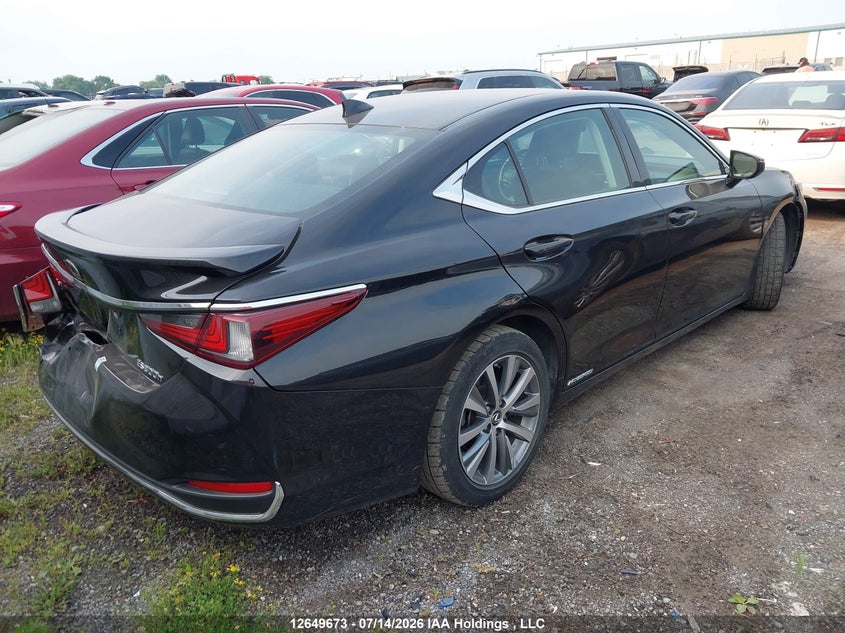 Vin: 58ab21b18lu006631, lot: 3051244, lexus es 20204