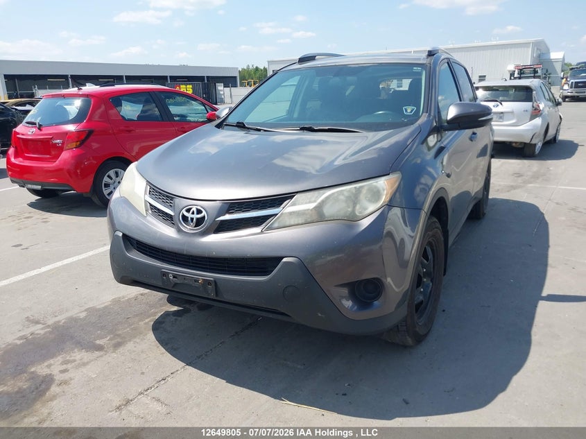 2014 Toyota RAV 4, Rear, IAAI, VIN 2T3BFREV6EW158734 — photo 2