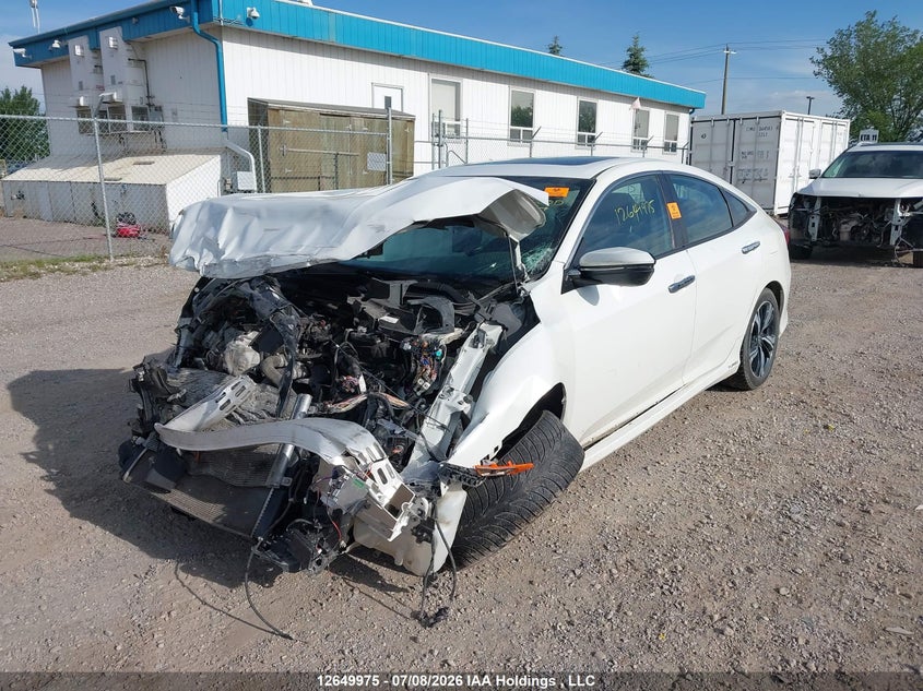 Vin: 2hgfc1f94gh105757, lot: 3051559, honda civic touring 20162