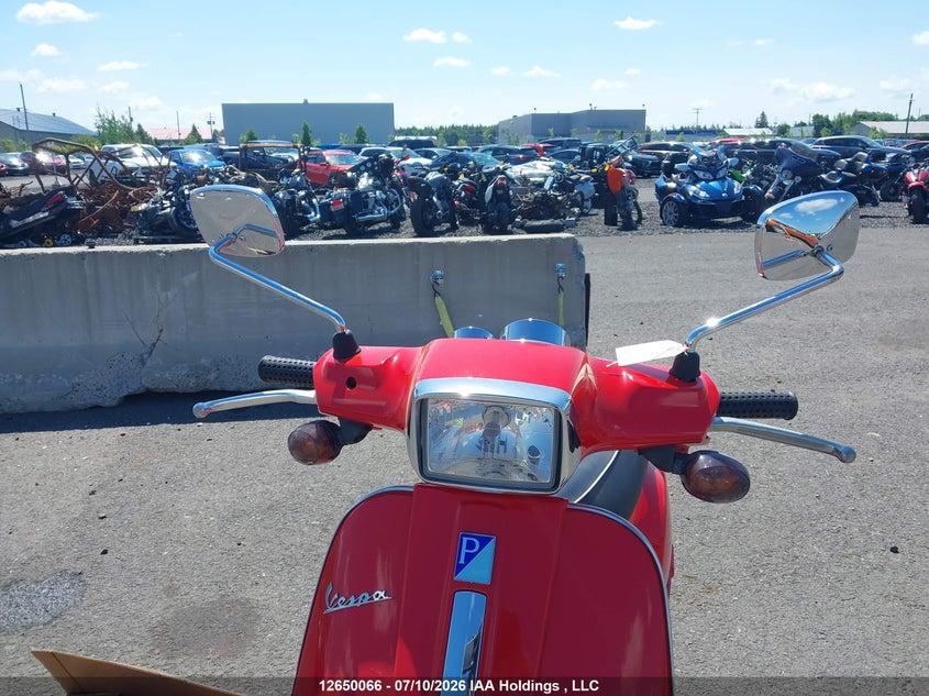 2012 VESPA LX BIKE 1