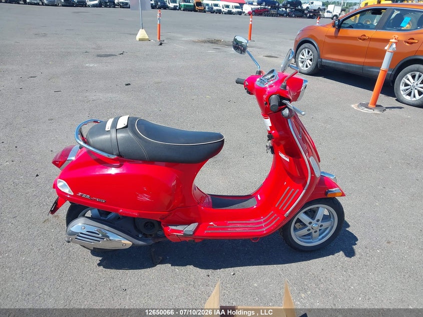 2012 VESPA LX BIKE 1