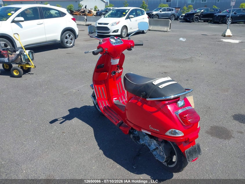2012 VESPA LX BIKE 1