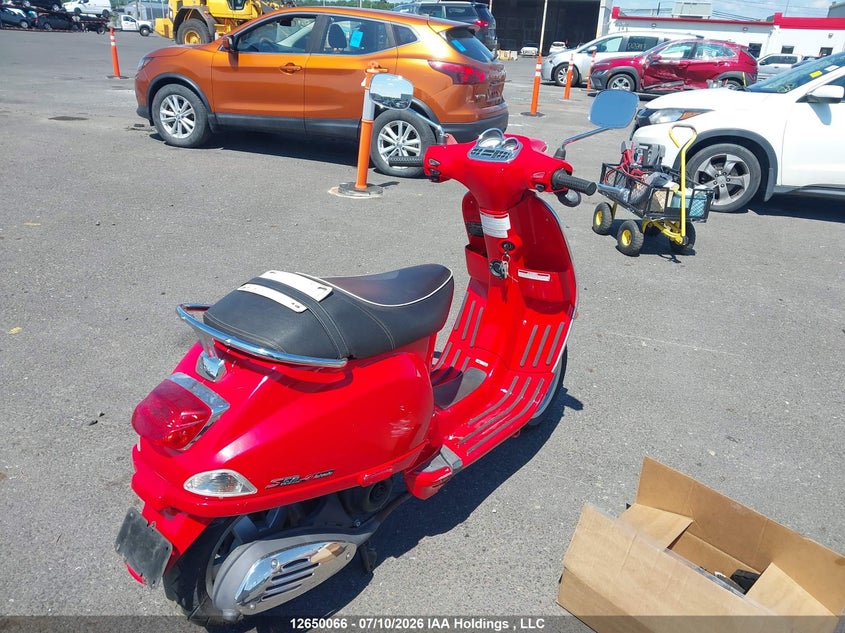 2012 VESPA LX BIKE 1