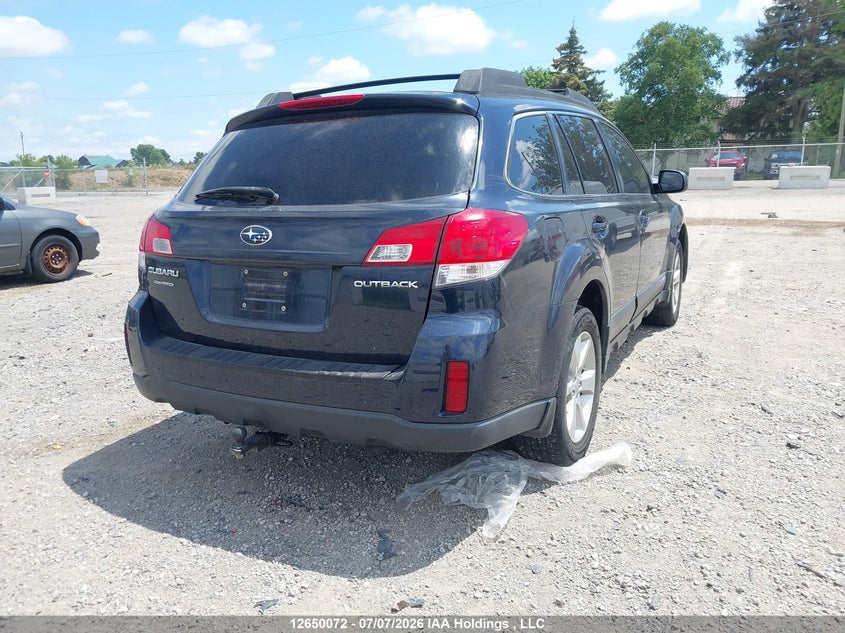 Vin: 4s4brggc5d3207555, lot: 3051656, subaru outback 2.5i premium 20134