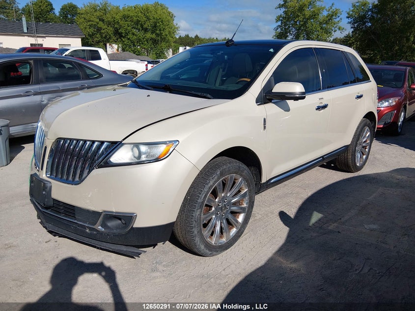 2014 Lincoln MKX, Удар спереди, IAAI, VIN 2LMDJ8JK4EBL12874 — фото 2