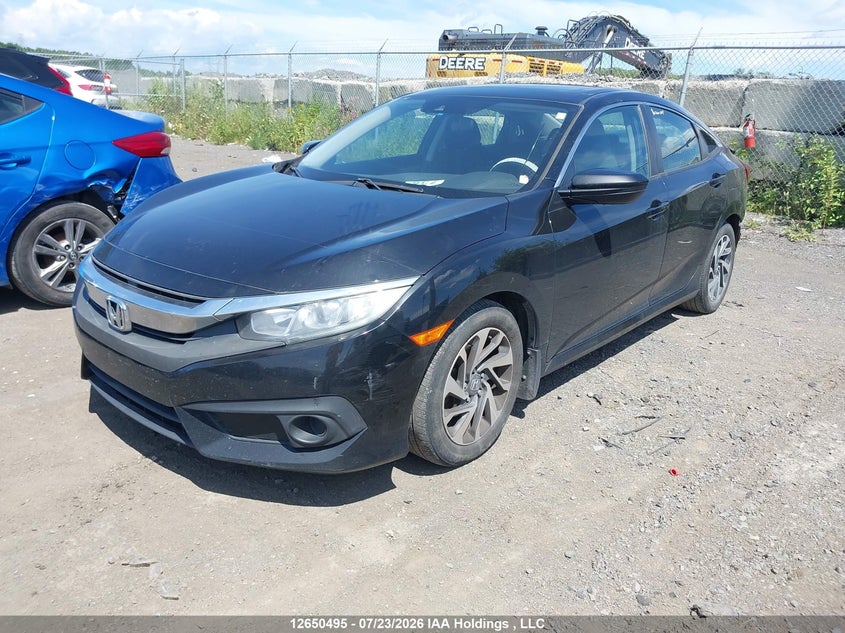 2016 Honda Civic, Удар сзади, IAAI, VIN 2HGFC2F81GH000199 — фото 2