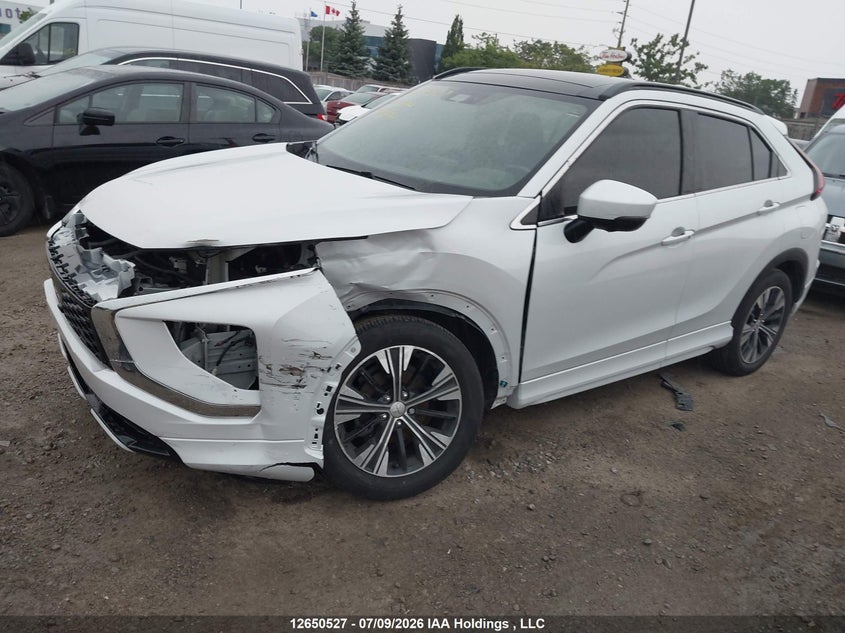 2022 Mitsubishi Eclipse Cross, Front, IAAI, VIN JA4ATVAA4NZ606141 — photo 2