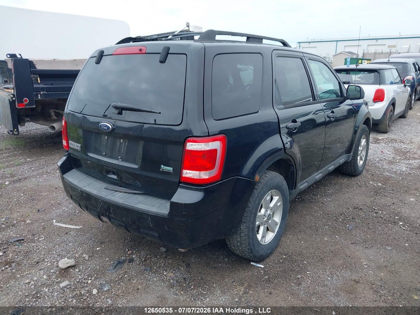 Vin: 1fmcu9dg0akb86590, lot: 3052137, ford escape xlt 20104