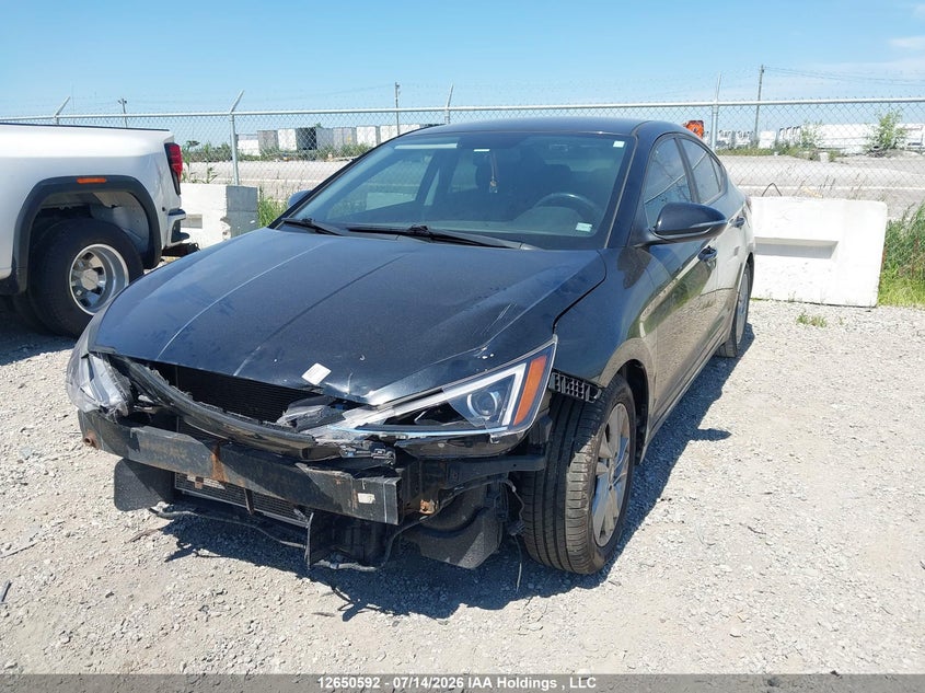 2019 Hyundai Elantra Preferred, Удар спереду, IAAI, VIN KMHD84LF8KU823607 — фото 2