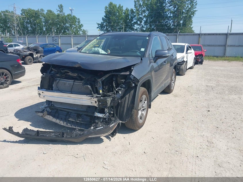 Vin: 2t3r1rfv2rc464588, lot: 3052231, toyota rav4 xle 20242