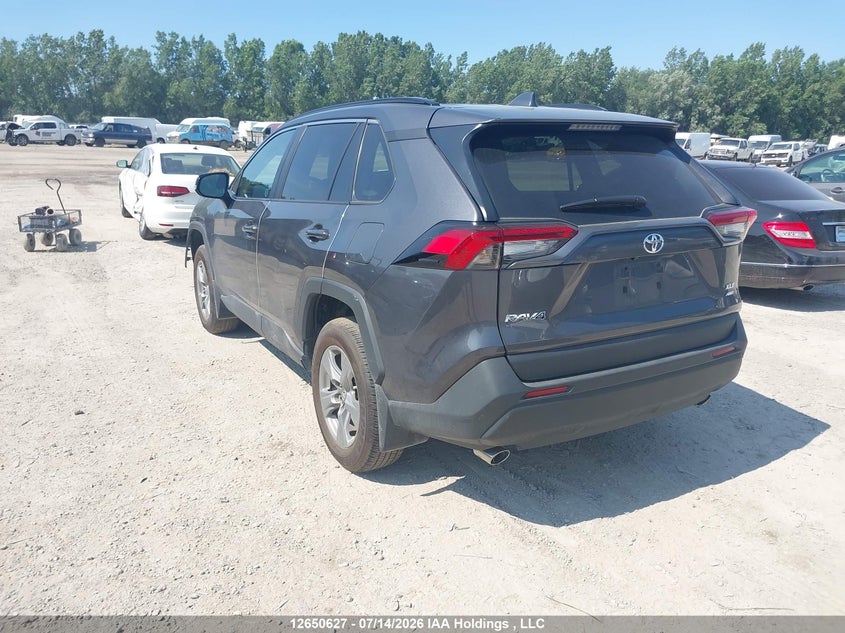 Vin: 2t3r1rfv2rc464588, lot: 3052231, toyota rav4 xle 20243