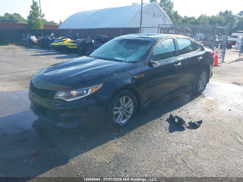 2016 Kia Optima, Front, IAAI, VIN 5XXGT4L3XGG050934 — photo 2