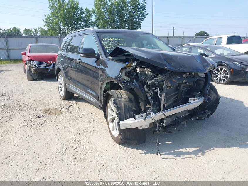 Vin: 1fm5k8hc5pga98100, lot: 3052290, ford explorer platinum 2023 img_1