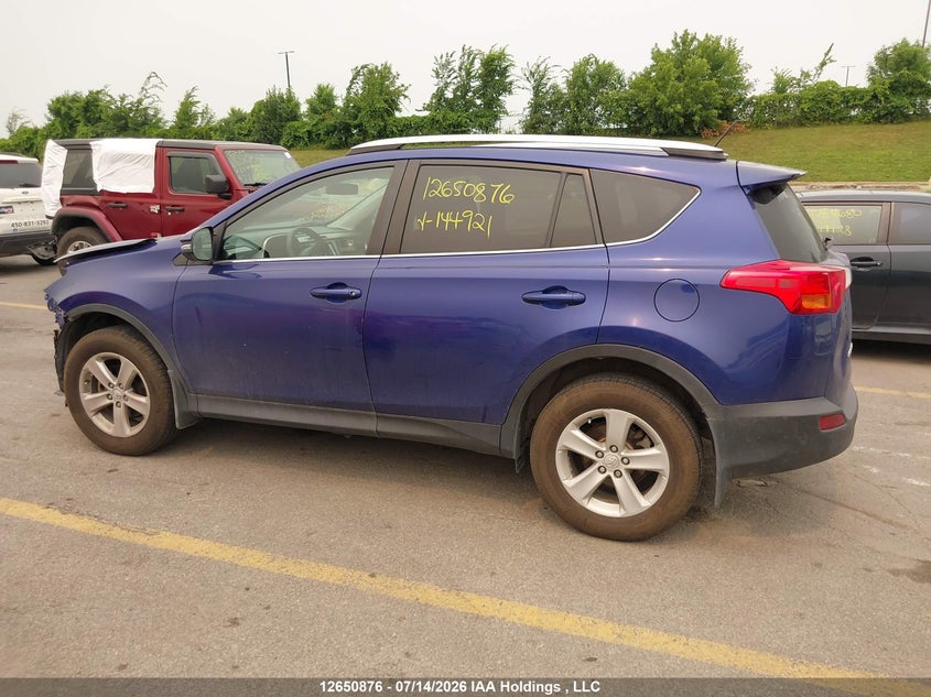 AtlanticExpress - Toyota RAV4