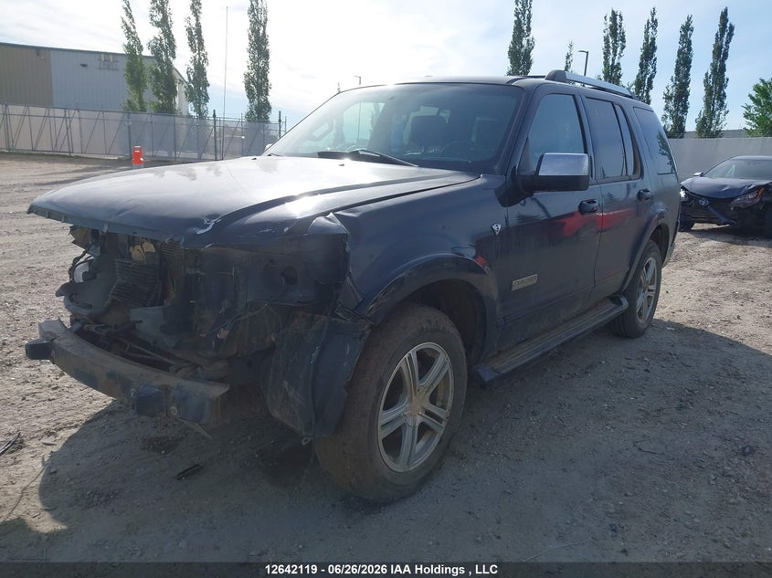 2007 Ford Explorer Limited, Front, IAAI, VIN 1FMEU75867UA45105 — photo 2