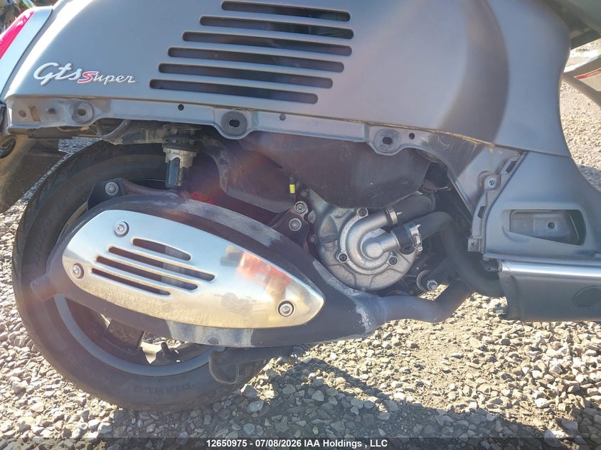 2018 VESPA GTS BIKE 1