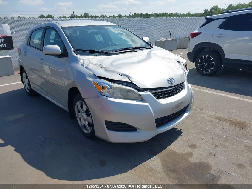 Vin: 2t1ke4ee5ac041012, lot: 3052929, toyota matrix 2010 img_1