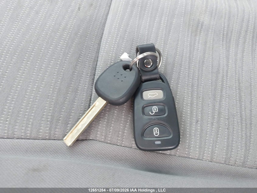 2015 HYUNDAI ACCENT HATCHBACK 1.6L I-4 DI, DOHC, VVT, 138HP