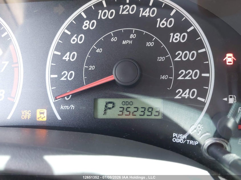 2010 TOYOTA COROLLA SEDAN 1.8L I-4 DOHC, VVT, 132HP
