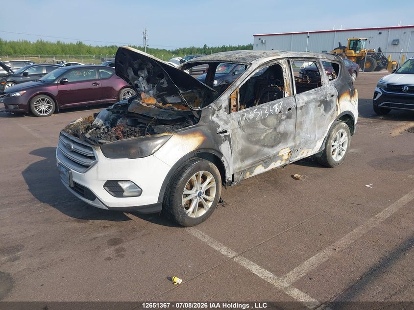 2019 Ford Escape, Total Burn, IAAI, VIN 1FMCU9GD3KUB36290 — photo 2