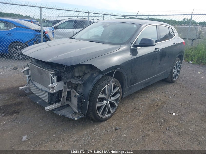 2018 BMW X2, Front, IAAI, VIN WBXYJ5C3XJEF69645 — photo 2