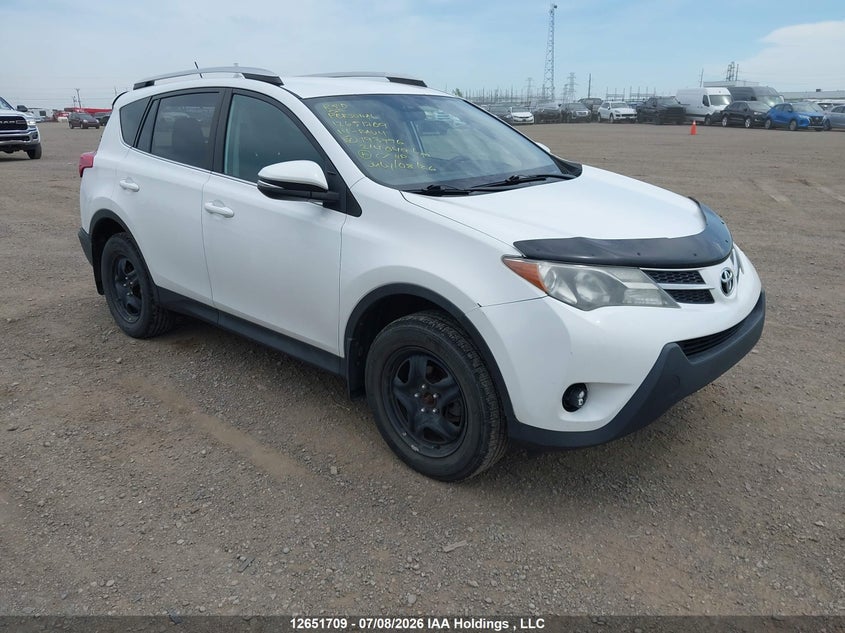 Vin: 2t3bfrev5ew193796, lot: 3053431, toyota rav4 le 2014 img_1