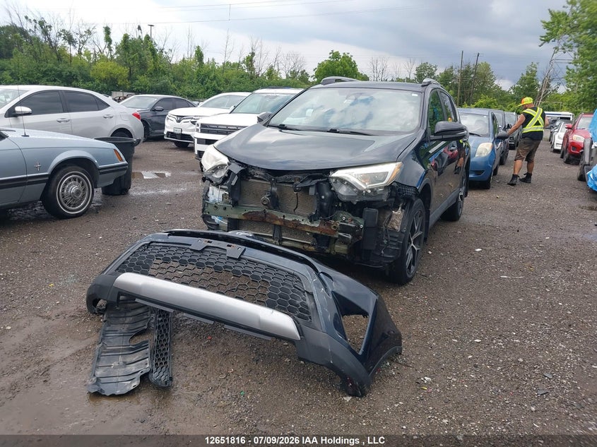 Vin: 2t3jfrev8hw693516, lot: 3053542, toyota rav4 se 20172