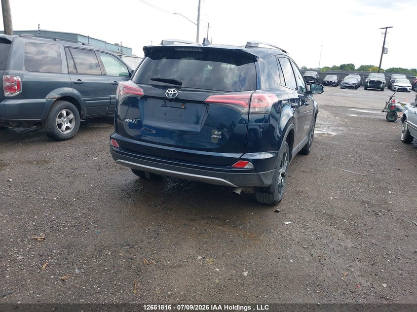 Vin: 2t3jfrev8hw693516, lot: 3053542, toyota rav4 se 20174