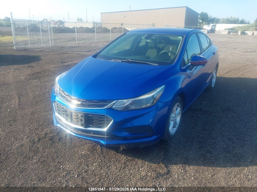 2016 Chevrolet Cruze Lt, Right Side, IAAI, VIN 1G1BE5SM9G7236051 — photo 2