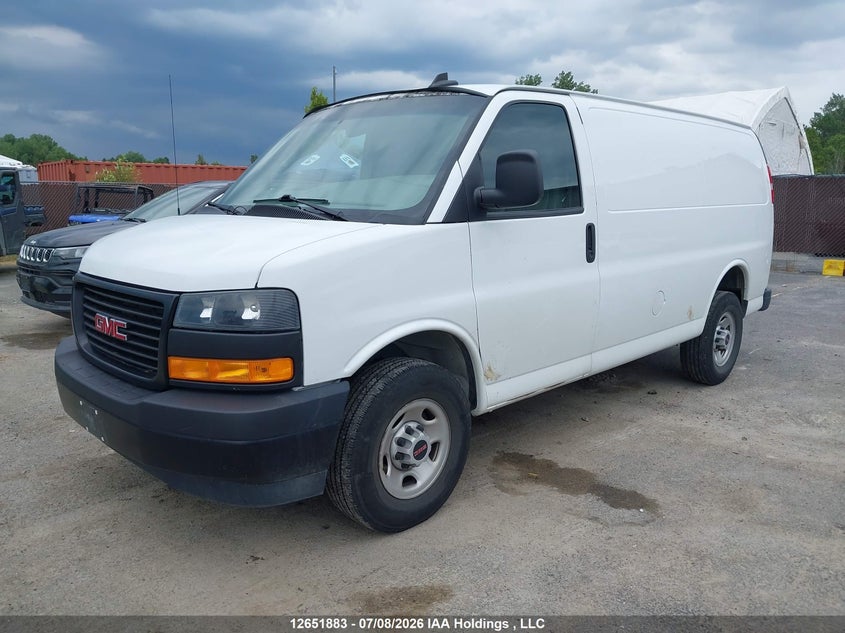 2024 GMC Savana G2500, Rear, IAAI, VIN 1GTW7AFP4R1231569 — photo 2