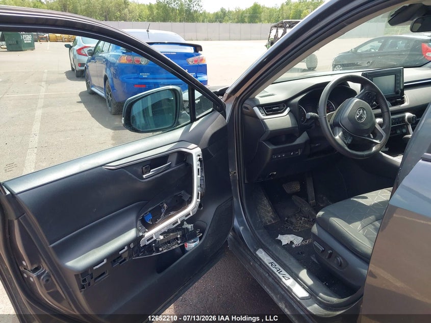 2021 TOYOTA RAV 4 SPORT UTILITY VEHICLE 2.5L I-4 DI, DOHC, VVT, 203HP