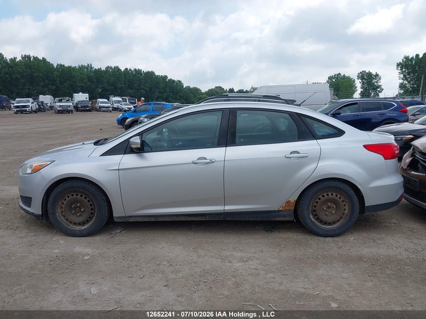 2016 Ford Focus Se VIN: 1FADP3F2XGL200275 Lot: 12652241