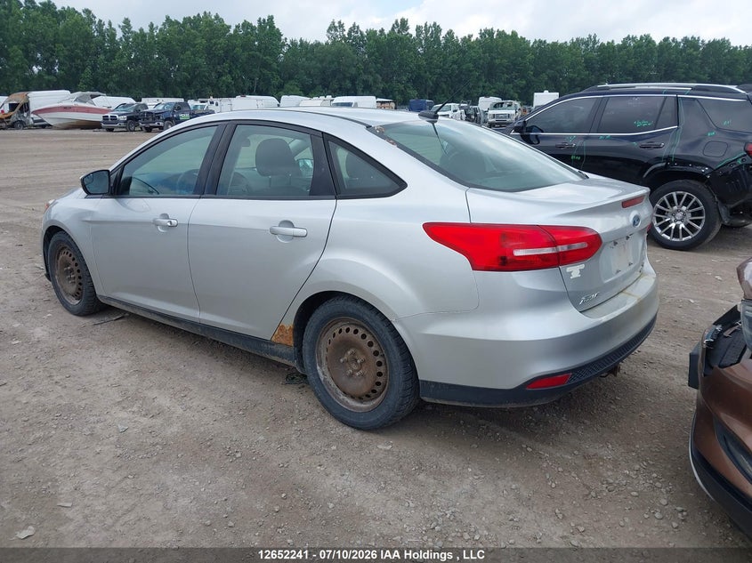 2016 Ford Focus Se VIN: 1FADP3F2XGL200275 Lot: 12652241