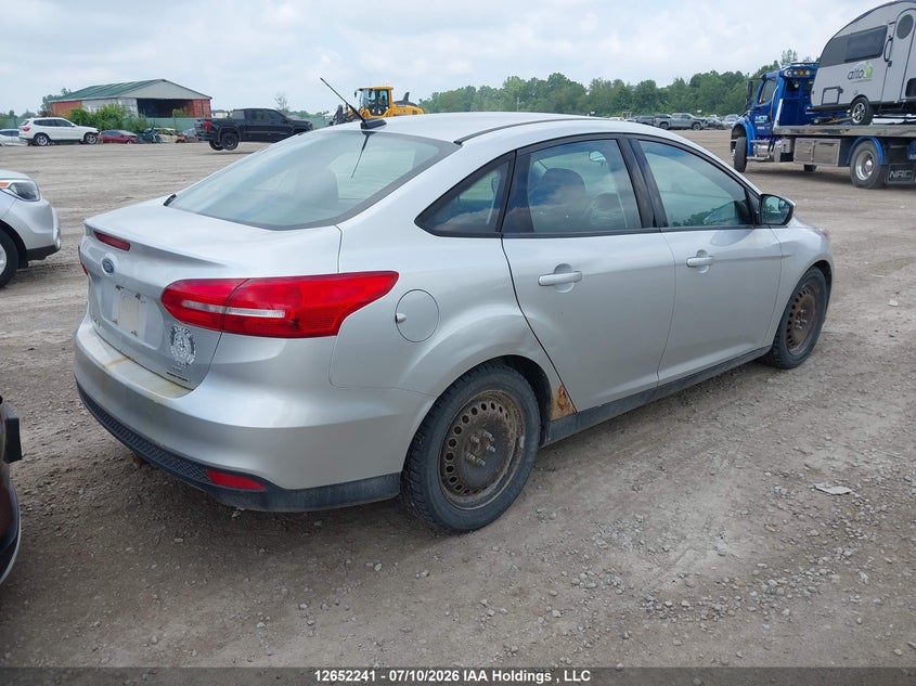 2016 Ford Focus Se VIN: 1FADP3F2XGL200275 Lot: 12652241