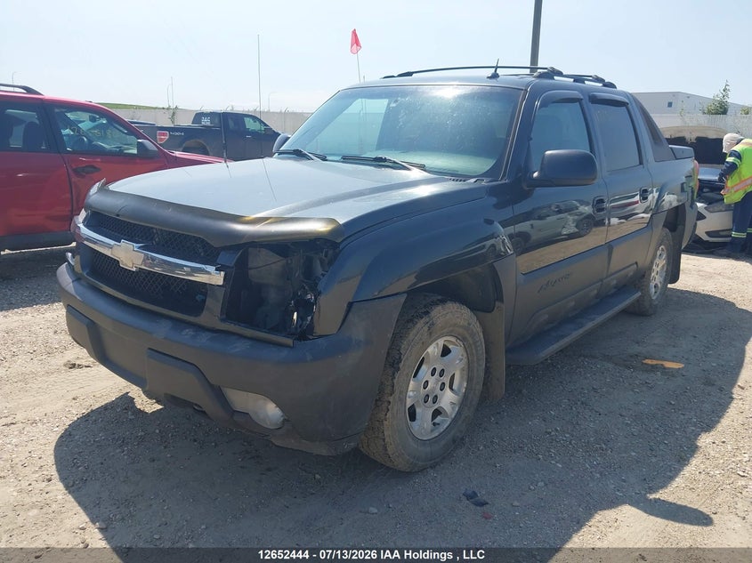 2005 Chevrolet Avalanche 1500 Ls/Lt, Front, IAAI, VIN 3GNEK12T95G176214 — photo 2