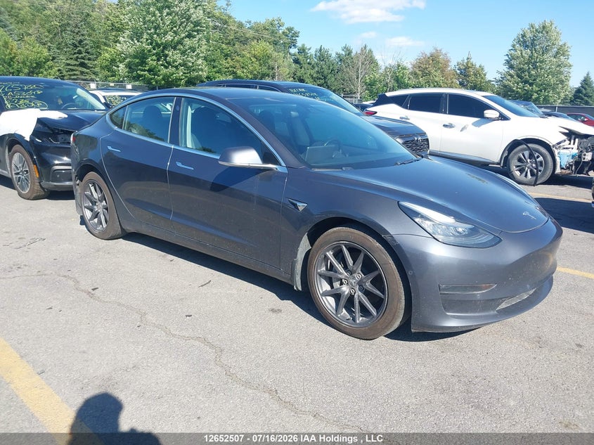 2018 Tesla Model 3 Long Range/Performance