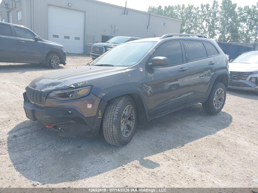 2021 Jeep Cherokee, Front, IAAI, VIN 1C4PJMBXXMD140536 — photo 2