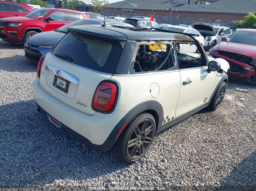 Vin: wmwxm5c52f3a97572, lot: 3054364, mini cooper 20154