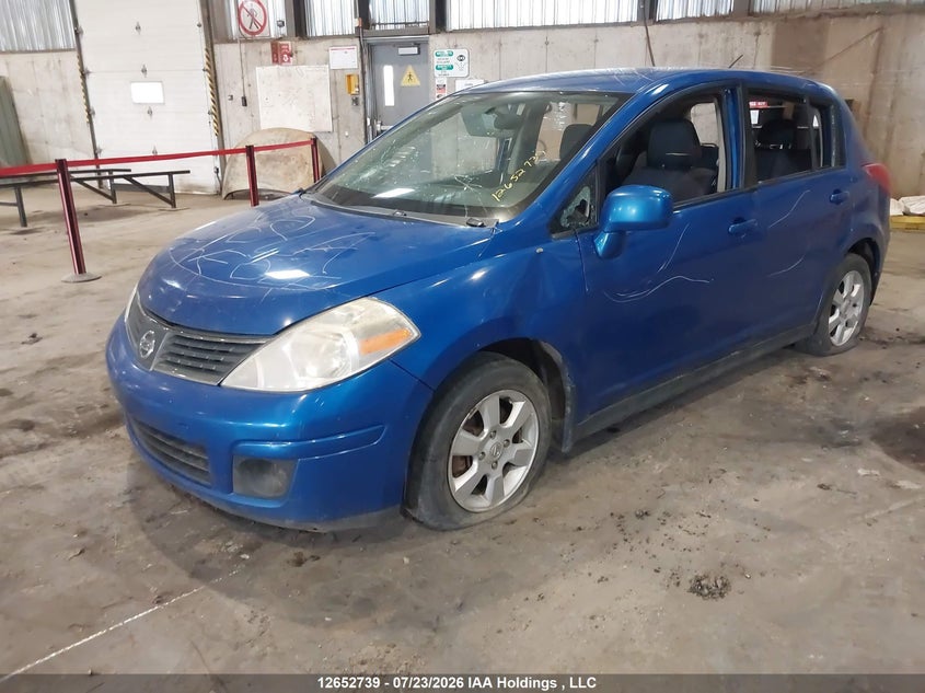 2007 Nissan Versa, Вандализм, IAAI, VIN 3N1BC13E47L432619 — фото 2