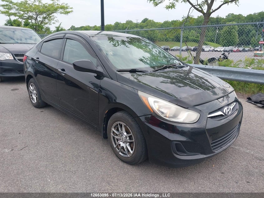 2013 HYUNDAI ACCENT