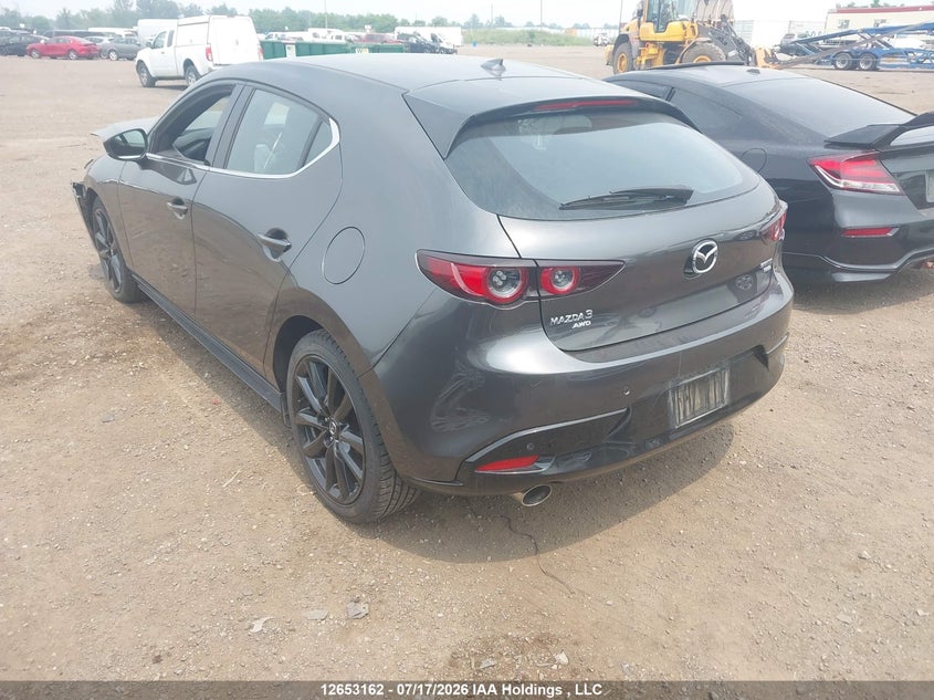 Vin: jm1bpbmy5m1349980, lot: 3055001, mazda mazda3 gt w/turbo 20213