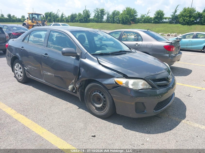 Vin: 2t1bu4ee6bc637573, lot: 3055013, toyota corolla s/le 2011 img_1