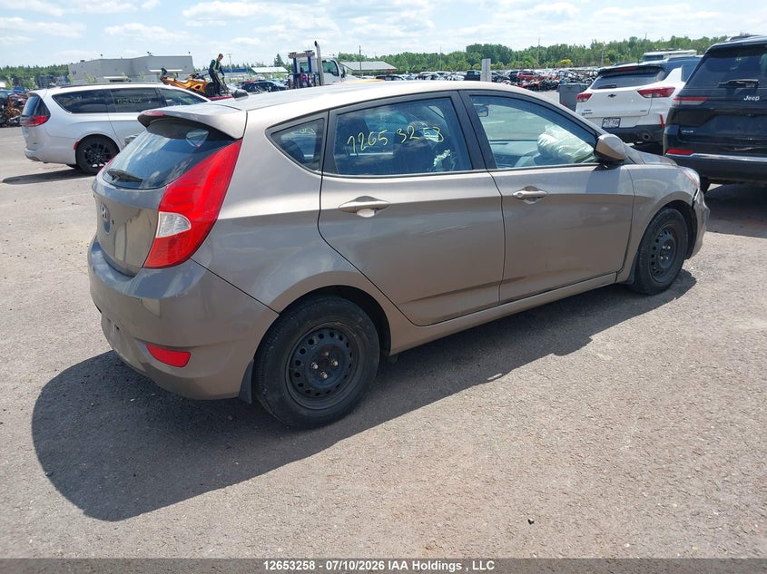 Vin: kmhct5ae6eu185016, lot: 3055104, hyundai accent gls/gs 20144