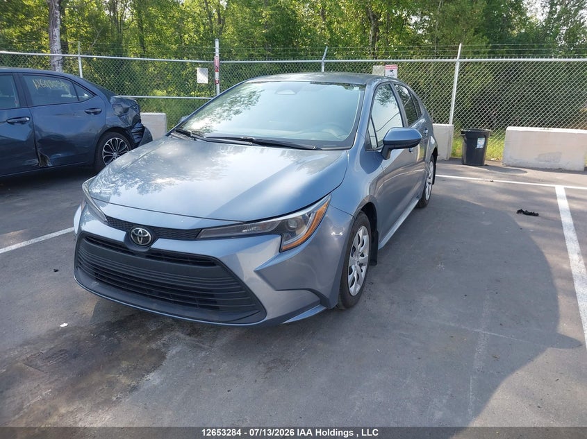 2024 Toyota Corolla, Затопление, IAAI, VIN 5YFB4MDE4RP204586 — фото 2