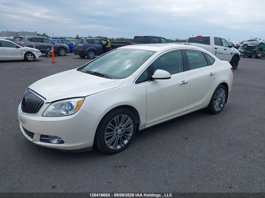 2013 Buick Verano, Возможны проблемы с механикой, IAAI, VIN 1G4PS5SK9D4244714 — фото 2