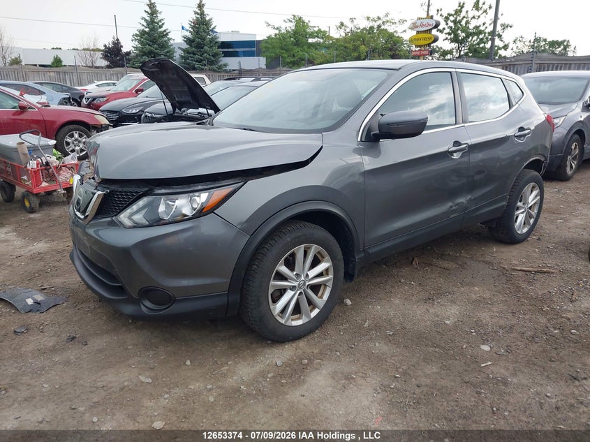 Vin: jn1bj1cp3jw160931, lot: 3055237, nissan rogue sport s/sv/sl 20182