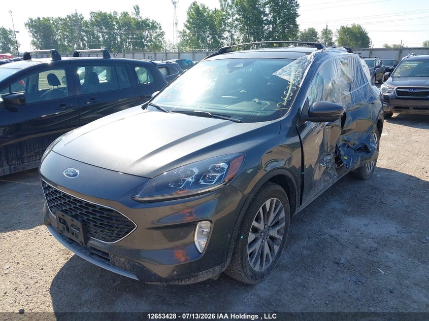 Vin: 1fmcu9j99lua88297, lot: 3055291, ford escape titanium 20202