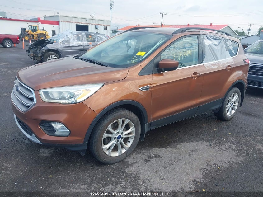 Vin: 1fmcu9gdxhua06032, lot: 3055357, ford escape se 20172