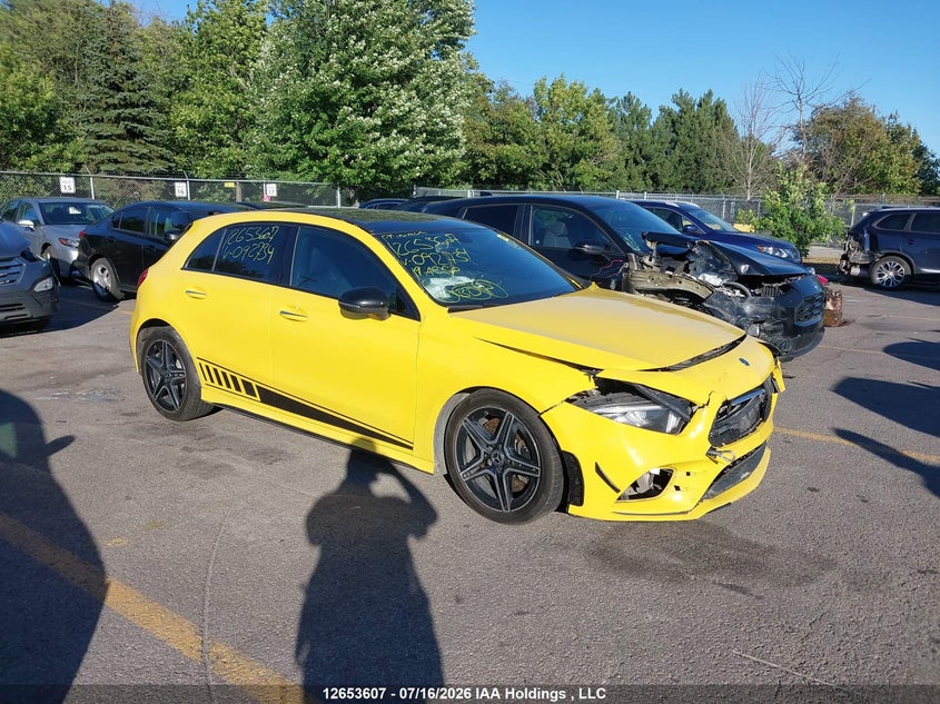 Vin: wdd3f4hb3kj092734, lot: 3055473, mercedes-benz a 250 4matic 2019 img_1